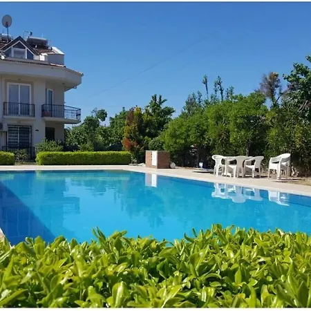 Fethiyede Havuzlu Sitede Kiralik Tatil Evi شقة