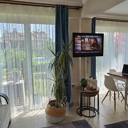 Fethiyede Havuzlu Sitede Kiralik Tatil Evi * فتحية