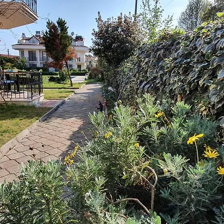 Fethiyede Havuzlu Sitede Kiralik Tatil Evi Apartmán Fethiye
